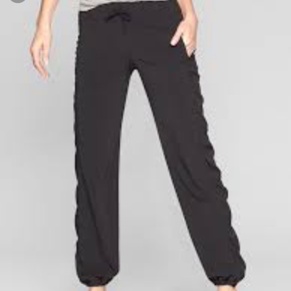 Athleta unlined pants. La Viva